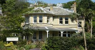 Clarence House Holiday Apartments